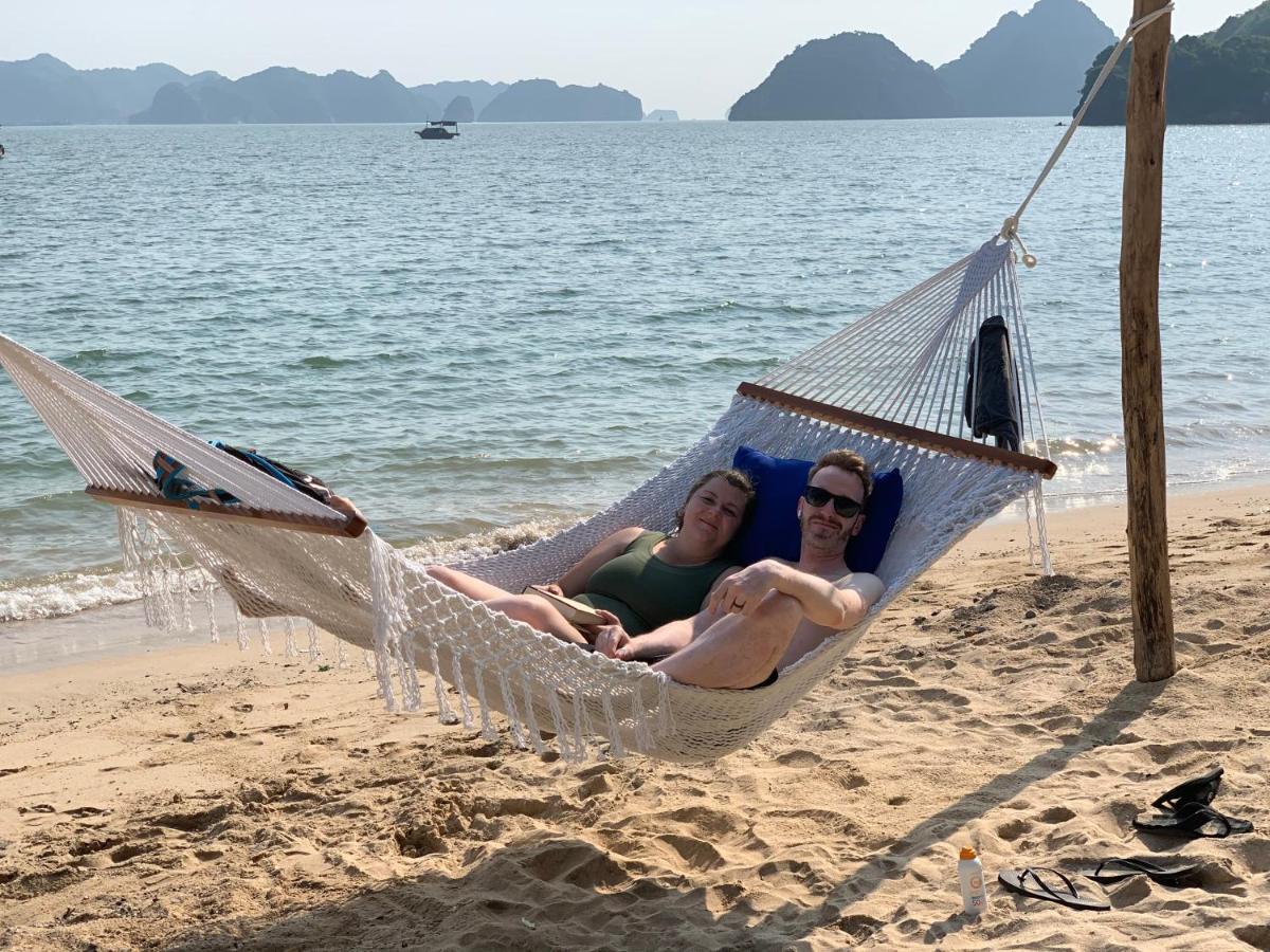 Ocean Beach Resort Cat Ba Island Exteriör bild